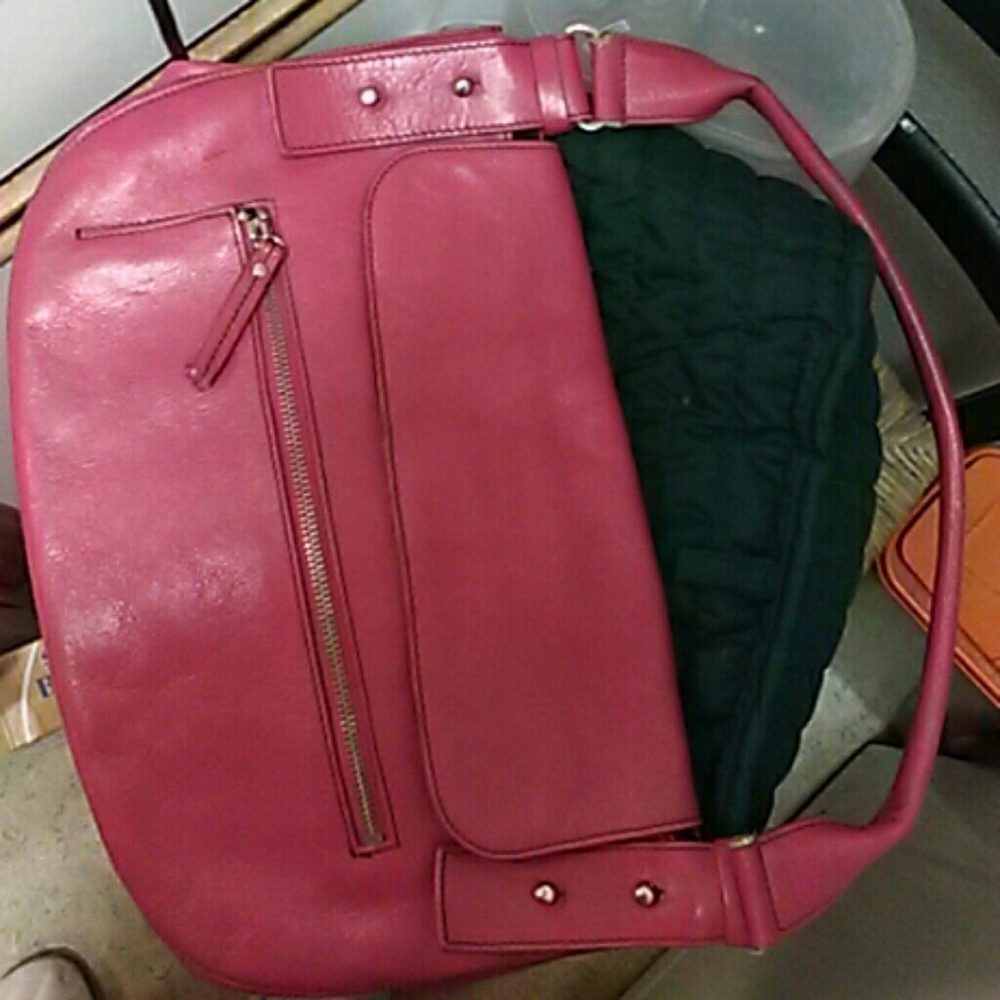 Kenneth Cole Hot Pink purse leather
